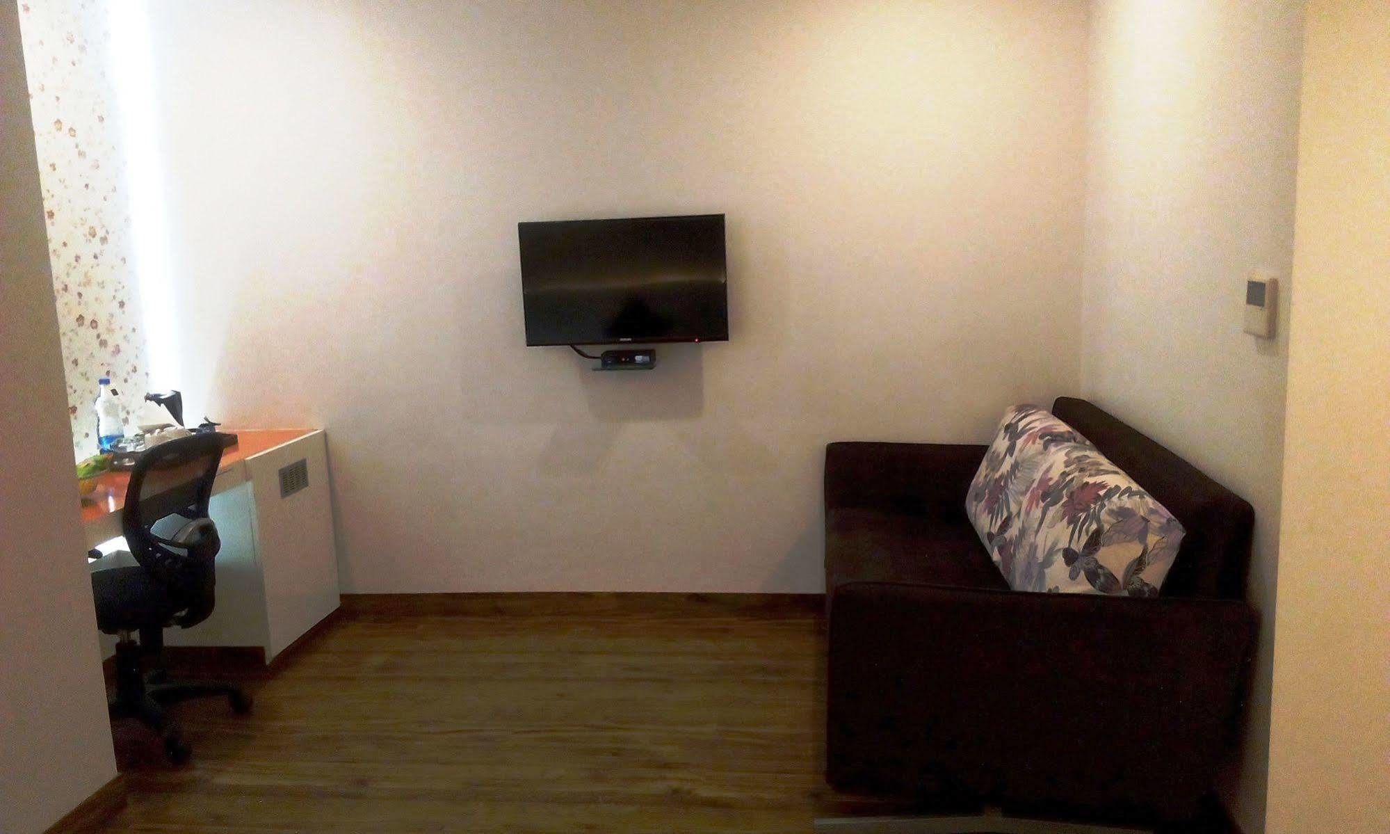 Mango Hotels Prangan Bhubaneswar Ngoại thất bức ảnh